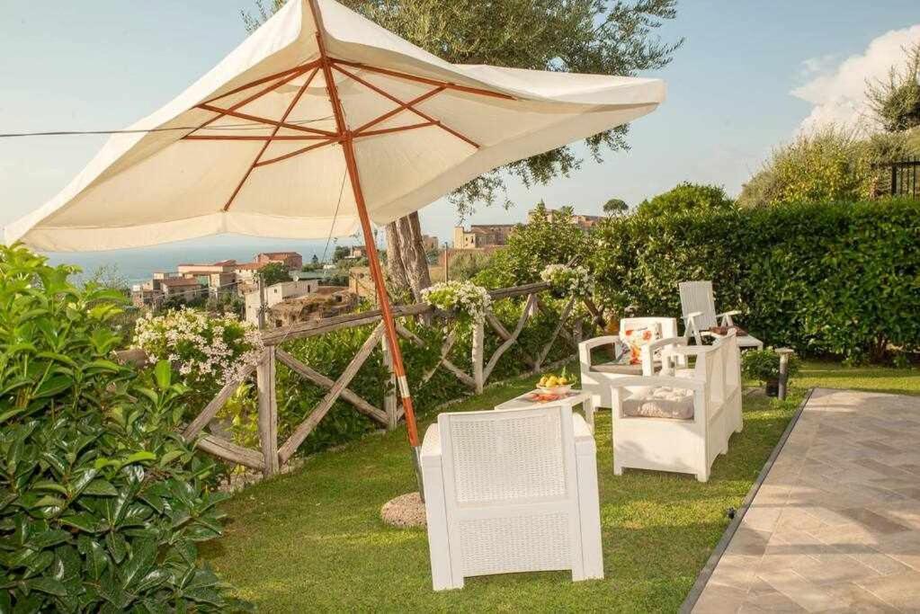 Villa Il Sogno Di Zia Ada ماسّا لوبْرينسِ المظهر الخارجي الصورة